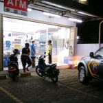 Ajak Selalu Jaga 5M, Patroli Polsek Taman Sambangi Karyawan Indomaret