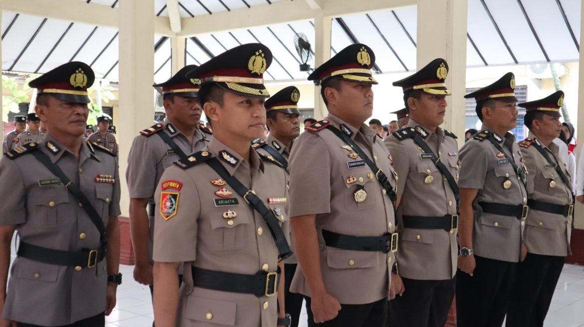 Kapolres Pimpin Sertijab Wakapolres dan Sejumlah Pejabat Utama Polres Pemalang